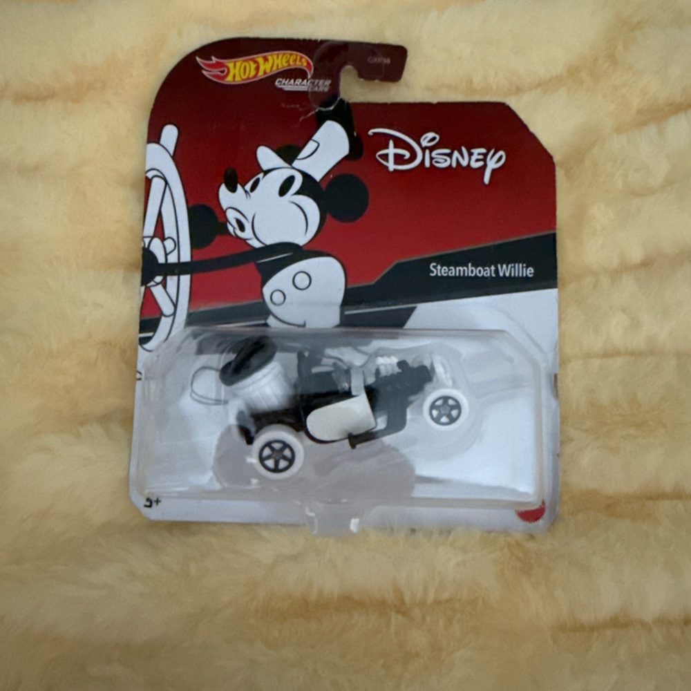 Disney Hot Wheels Steamboat Willie Mickey Mouse Car Diecast New on Card